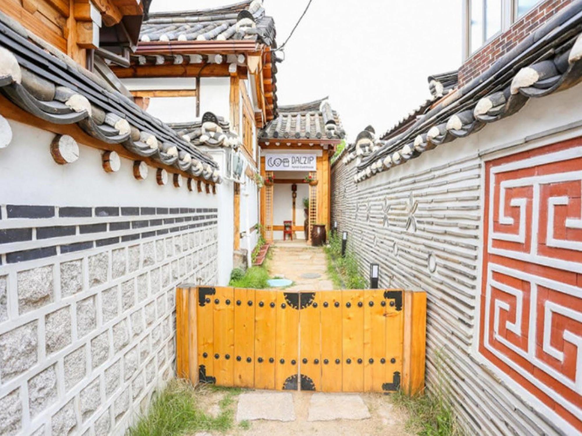 Dalzip Bukchon Hanok 2*