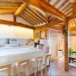 Dalzip Bukchon Hanok Guesthouse